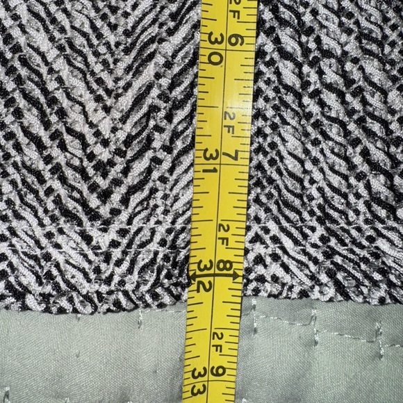 Jordan Taylor A Line cover up Dress Chevron Print 3/4 sleeve V Neck size Small - Picture 4 of 10